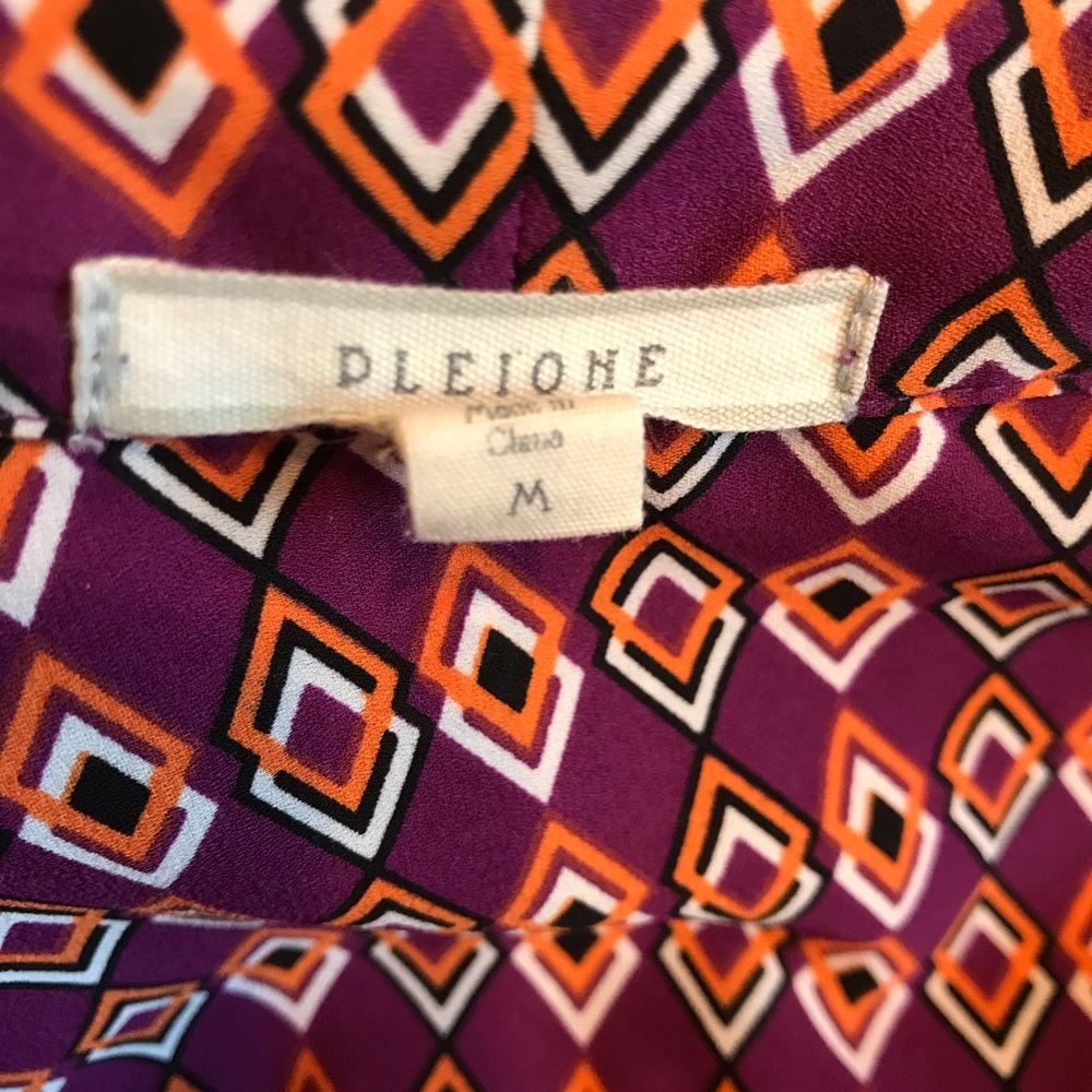 SOLD Pleione Diamond Print Surplice Wrap Blouse - Picture 9 of 12